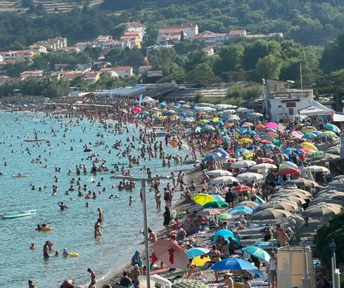Lokal użytkowy Baška, 750 m2