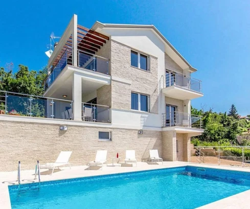 Villa con vista al mar en venta cerca de Opatija en Croacia