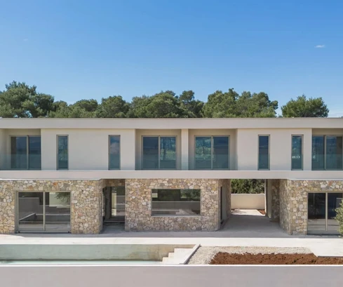 Šolta, jedinečná moderná vila s otvoreným výhľadom na more