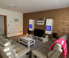 Marčana, Loborika, šarmantna samostojeća kuća s uređenom okućnicom