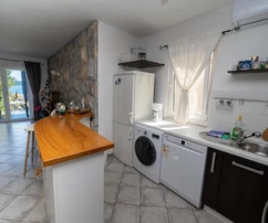 Dom na sprzedaż na wyspie Pašman tuż przy morzu z przepięknym widokiem w Chorwacji