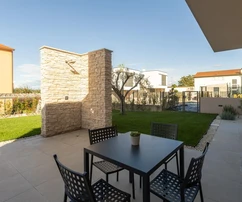 Modernes Haus mit Pool in Umag-Finida zu verkaufen in Kroatien