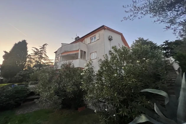 APARTMÁN V CENTRU MĚSTA S VÝHLEDEM NA MOŘE!