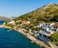 Seafront house near Šibenik