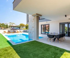 Brodarica, moderne Villa mit Swimmingpool, 283,62 m²