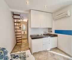A gem in the heart of Alassio: Sea view