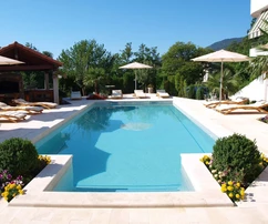 Kvarner, Opatija: Luxury villa with 8 apartments