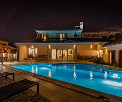 Maison Gradišće, Žminj, 398 m2