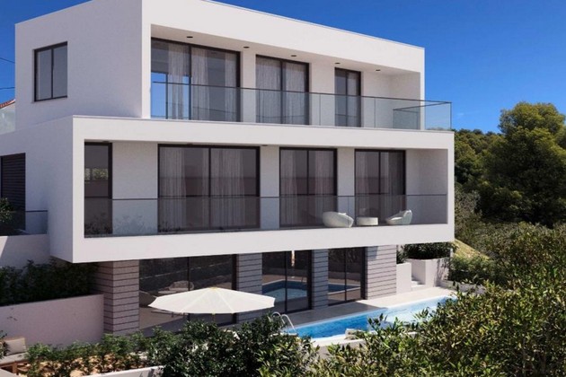 Lujosa villa en Čiovo con piscina y vistas al mar