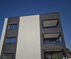Új építésű, szépen berendezett apartmanok déli oldal