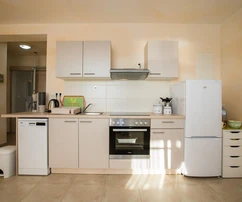 Rab, Barbat, appartamento con due stanze con vista mare, a 200 m dal mare, 105 m²