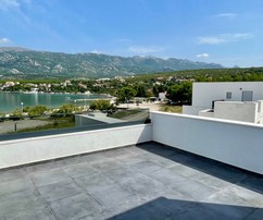 Luxusvilla mit Pool in erster Meereslinie zu verkaufen in Kroatien
