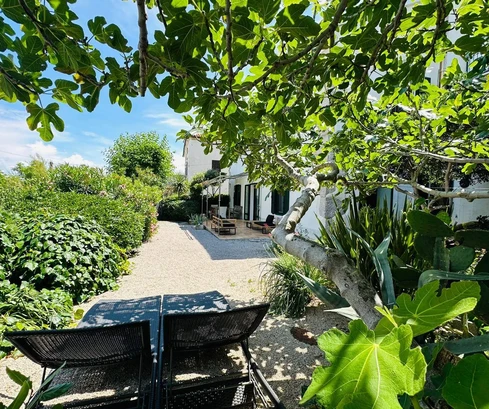 Krk - Villa en pierre, première ligne en bord de mer !
