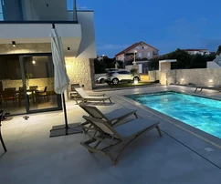 Дом Мандре, Колан, 220 м²