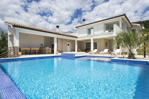 Villa de luxe à vendre avec vue mer à Labin en Croatie