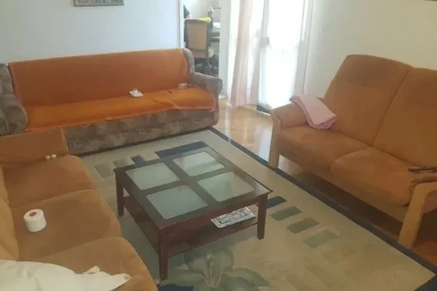 Trogir, Centrum, trojizbový byt 92 m2, vynikajúca lokalita blízko všetkých služieb