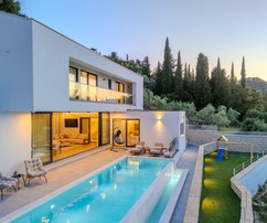 Luxusná vila s dychberúcim panoramatickým výhľadom