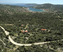 Marina, Vinišće, stavební pozemek 639 m2, výhled na moře