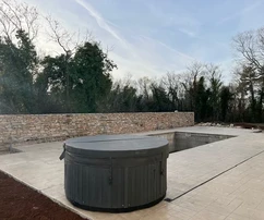 Buje, Isztria – Modern villa medencével, csendes helyen