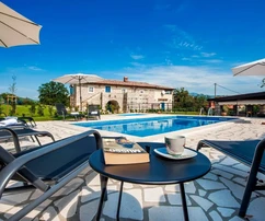 Istrie, Pićan : Villa avec piscine, court de tennis et grand terrain