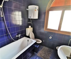 Rogoznica Appartement en bord de mer avec jardin à vendre