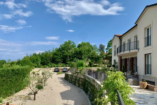Superbe villa avec vue panoramique disponible à l'achat en Croatie