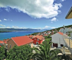 Čiovo, Mastrinka, maison avec cinq unités résidentielles