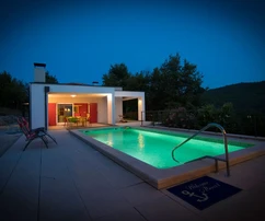 Lebhafte einstöckige Villa mit Pool, Istrien, Motovun