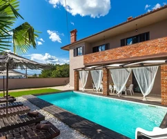 Cozy house with pool, Istria, Barban