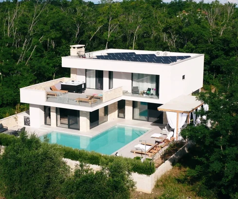 Vila na predaj v Privlake s bazénom a saunou v Chorvátsku