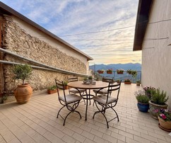 Semi-detached House with Terrace Overlooking the Valley in Aquila d'Arroscia – Salino hamlet