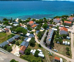 NOVOSTAVBA | Sveti Petar na Moru | Radový dom 161 m² | Bazén | 110 m od mora