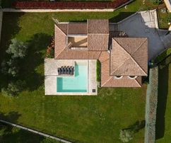 Sveti Lovrečben autentikus kőből épült villa eladó Horvátországban