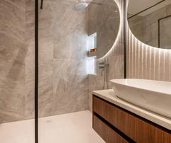 Moderná vila na predaj pri mori v Baška Voda v Chorvátsku