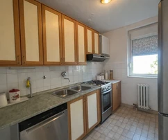Prostorný byt 88 m² s ideálním dispozičním řešením | 2 pokoje + obývací pokoj | 2 lodžie