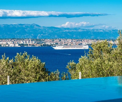 Villa with panoramic view on Ugljan Island