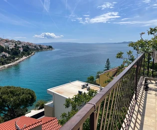 House Sale Okrug Gornji 600 m2