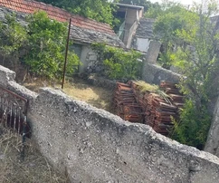 Vinišće, stavebný pozemok 915 m2, 300 m od mora a centra