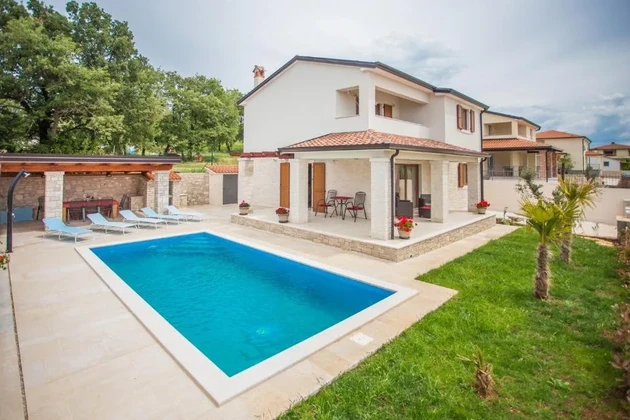Superbe villa avec piscine et vue sur la mer, Istrie, Poreč