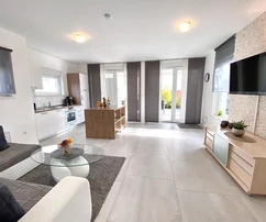 Modern duplex apartment with panoramic sea view, 179m2
