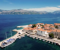Incantevole hotel 4* con ristorante a Postira, Brac