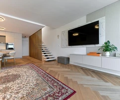 Podstrana - luksusowo urządzony apartament wielopoziomowy z ogrodem i tarasem na dachu