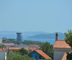 Vodice - Apartamento S5 en el primer piso con vista al mar