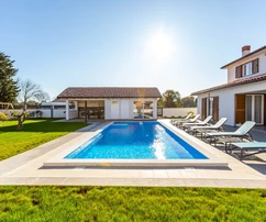 House Šišan, 680m2