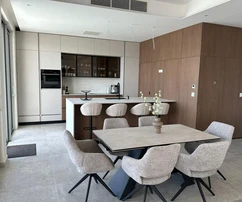 Moderná vila s panoramatickým výhľadom na more na predaj v Chorvátsku