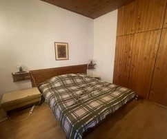 House with two apartments and sea view, in a quiet location!