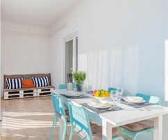 Bájos ikerház a tengerpart közelében, az Omiši Riviérán