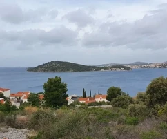 Rogoznica, Ljoljinica, Građev. Grundstück 1766 m2, 120 m vom Meer entfernt, Aussicht