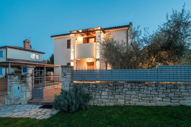 Isztria, Poreč: Kényelmes nyaraló úszómedencével