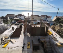 Omiš Riviera, one-bedroom apartment on the second floor of a modern new building, 62.64 m²